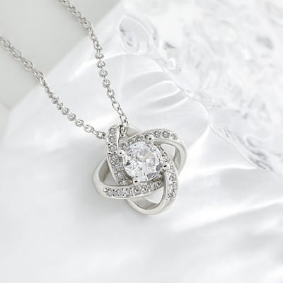 Rotating Lucky Four-Leaf Clover Necklace With Card