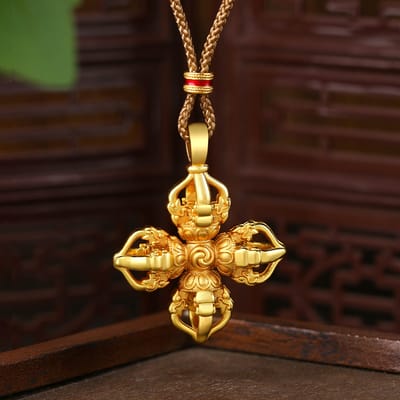 Men's And Women's Retro Hollow Sweater Chain Necklace