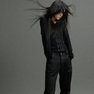 Smooth And Layered Wave Pattern Longitudinal Line Spliced Leather Base Shirt