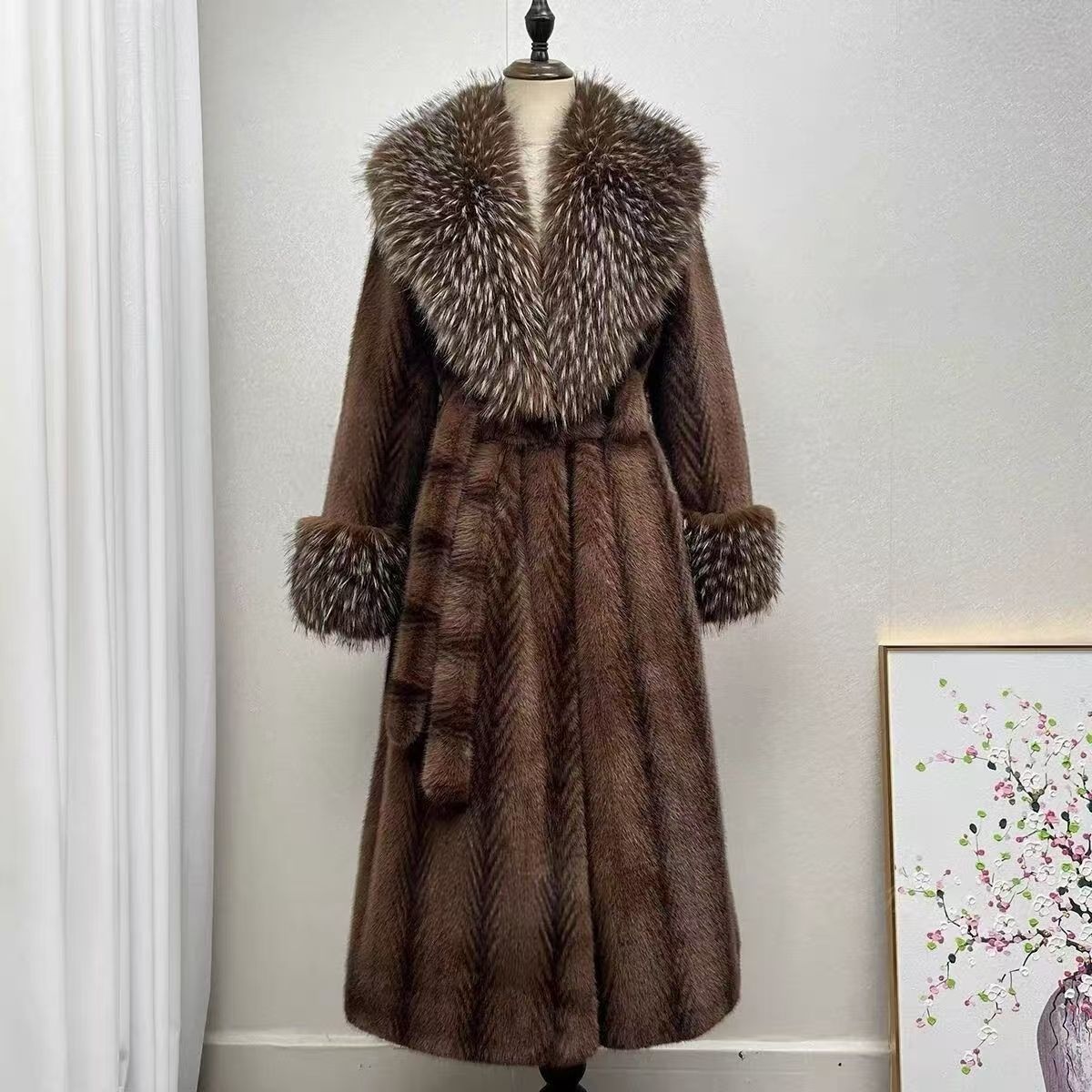 Faux Fox Fur Waist-cinching Warm Fashionable Thickened Coat