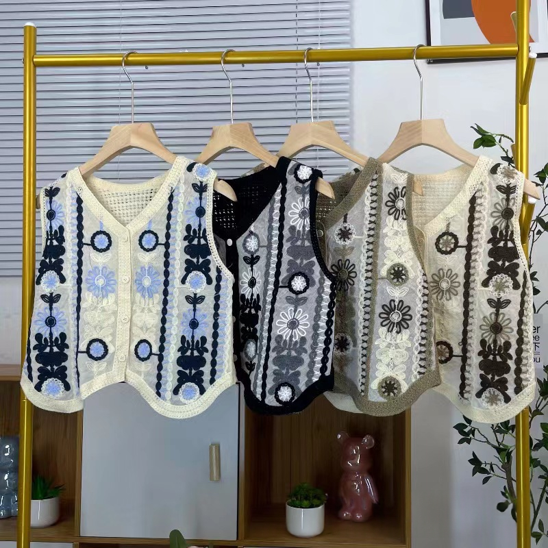 Retro Crochet Hollow V-Neck Niche-Style Vest For Women